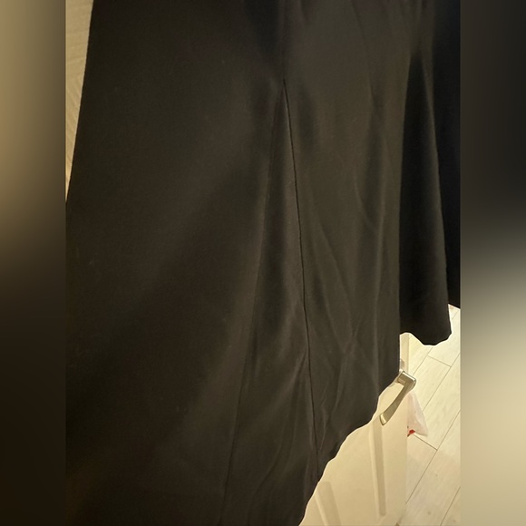 CAROLINA HERRERA PRE FALL 2018 BLACK FLARE MIDI SKIRT - SIZE 4 - Picture 12 of 15